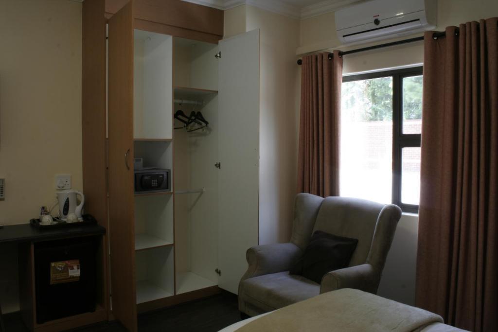 Europrime Boutique Hotel ボックスバーグ エクステリア 写真