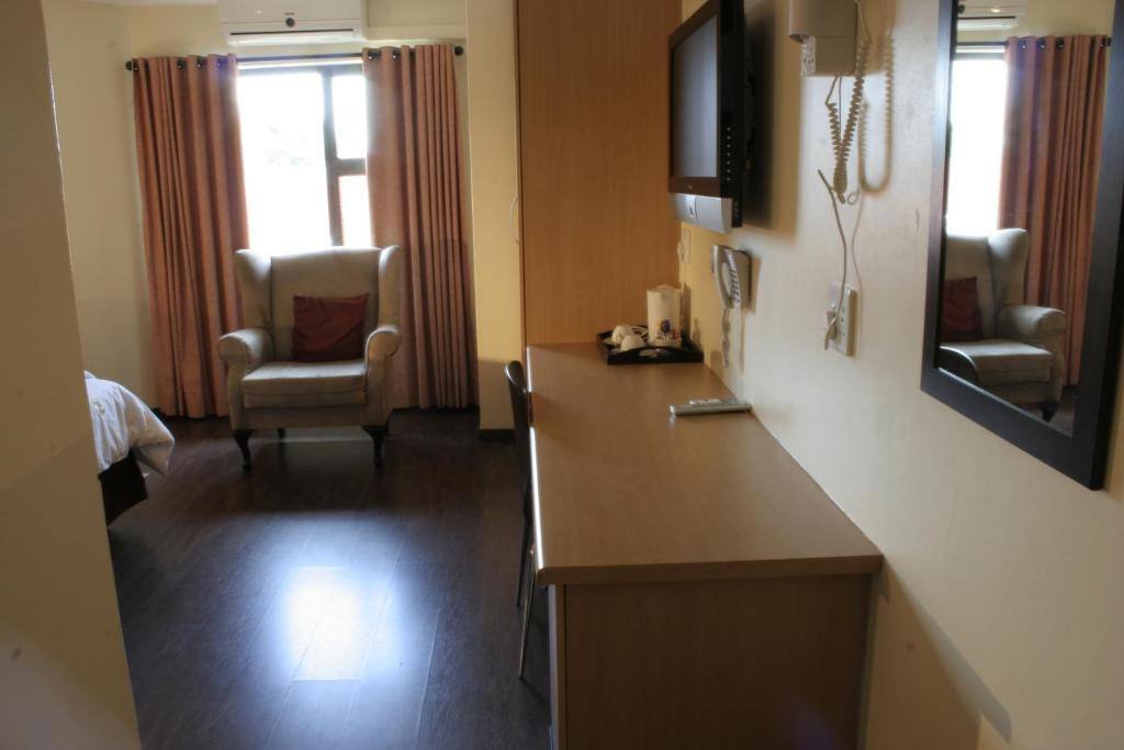 Europrime Boutique Hotel ボックスバーグ エクステリア 写真